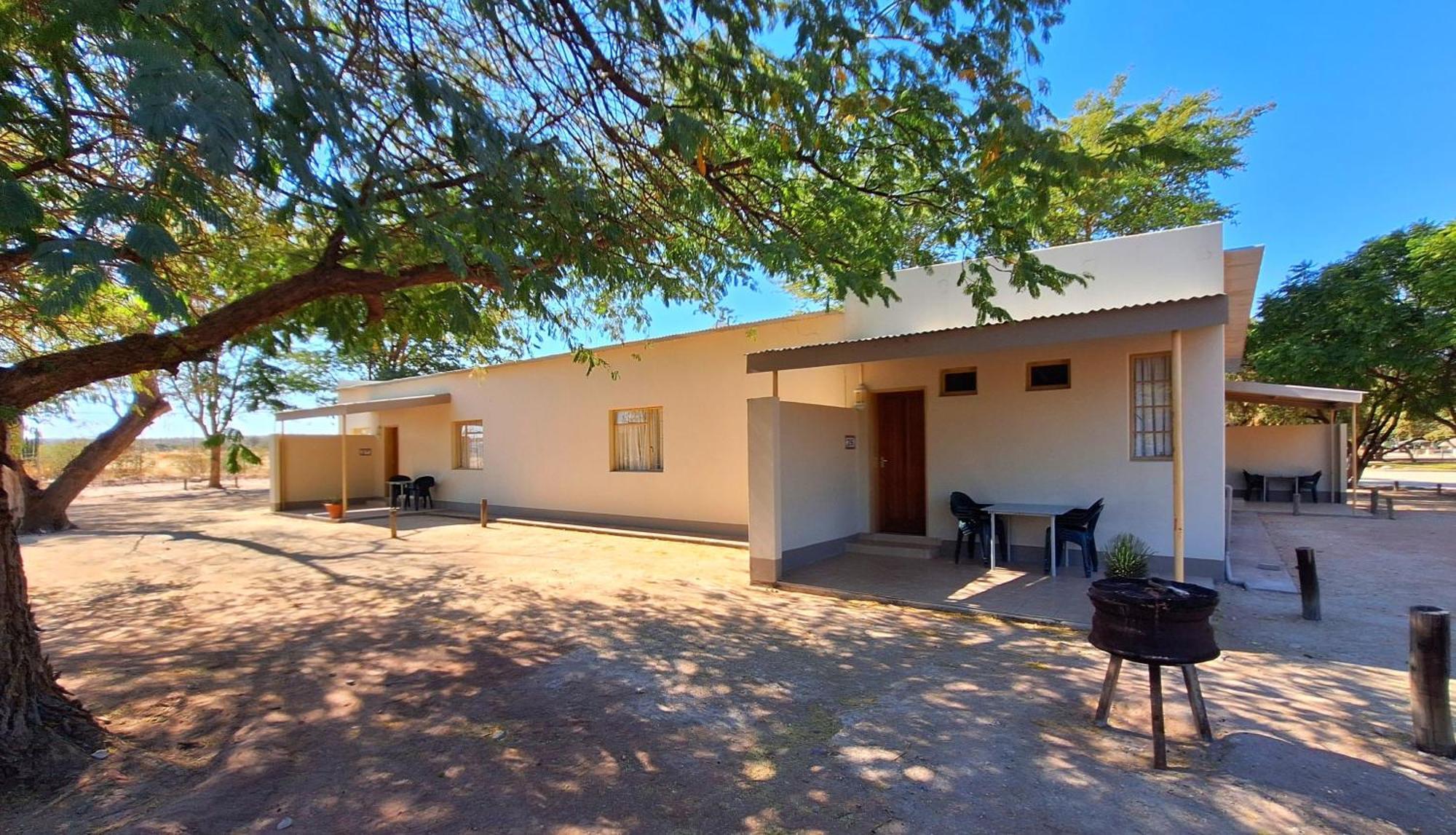 East Gate Rest Camp Apartment Buitepos Exterior foto